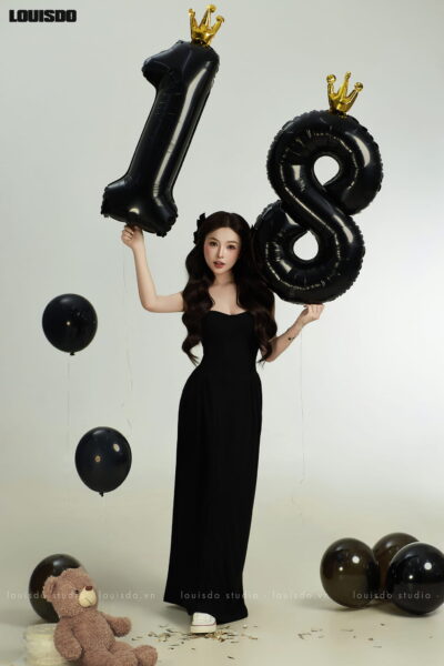 Eighteen Crown