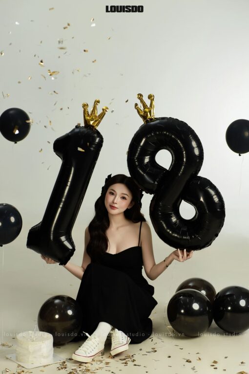 Eighteen Crown